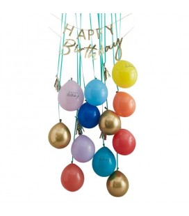 Hintergrunddeko Luftschlangen & Luftballons in Pastellfarben